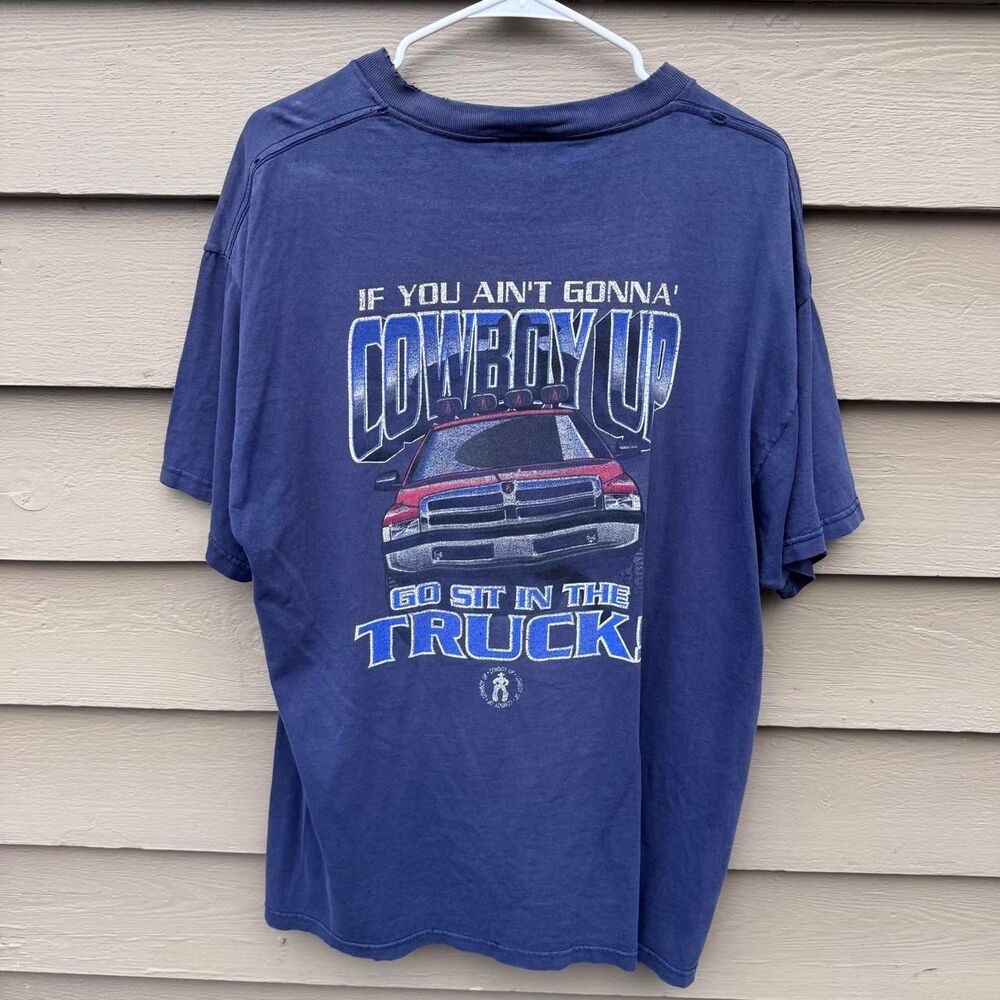 Fruit-of-the-loom Men's Navy and Blue T-shirt